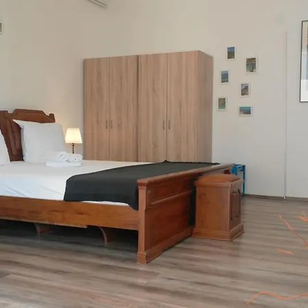 Apartment Stonehouse-pag By Interhome *